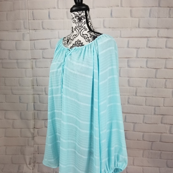 Avenue sz 22/24 long sleeve tassel lace front top - Picture 11 of 12